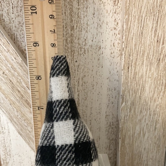 Mini Fall Fabric Gnomes - Picture 4 of 4